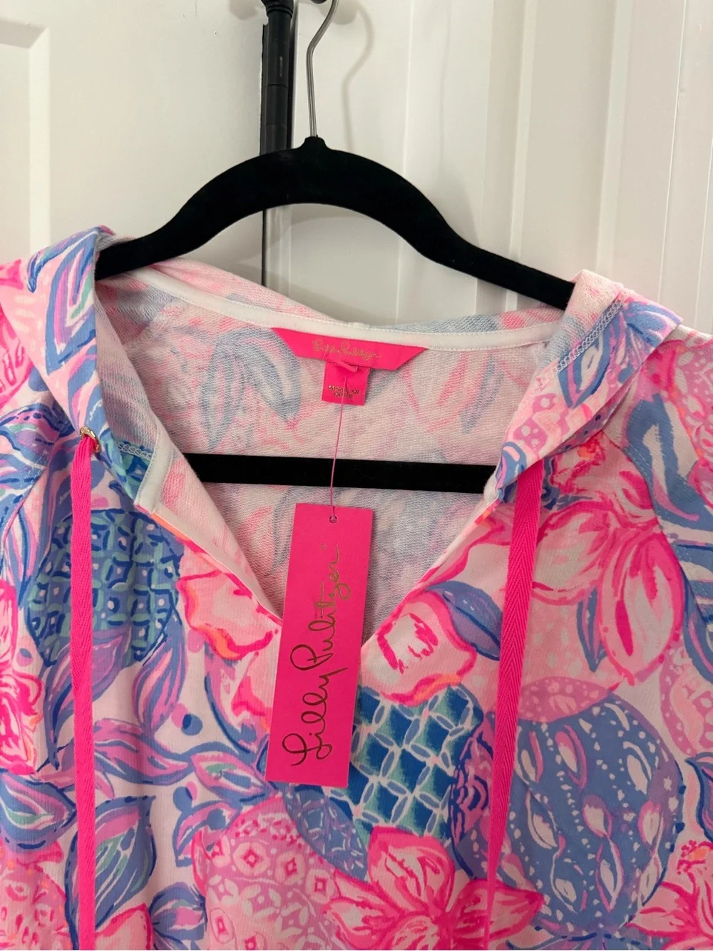 NWT Lilly Pulitzer Kiawah Hoodie in Pink Isle Snappy Turtle - Picture 4 of 7
